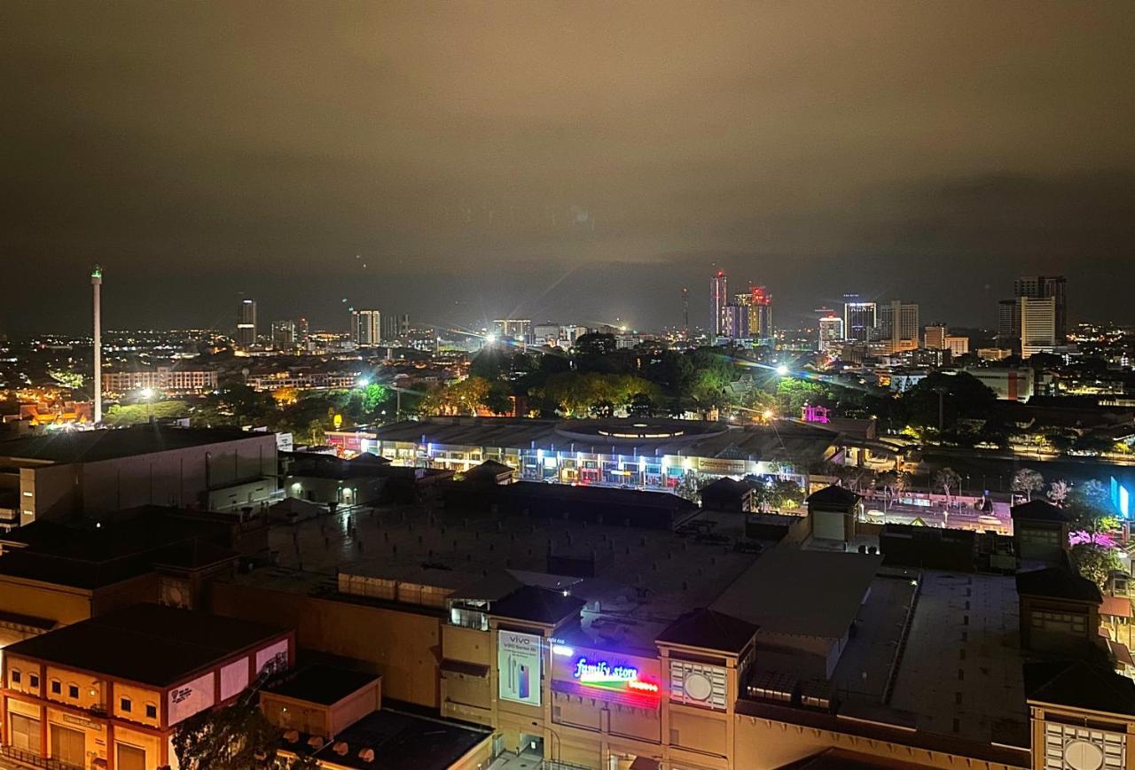 Amadel Residence 爱媄德民宿 16 Malacca Bagian luar foto